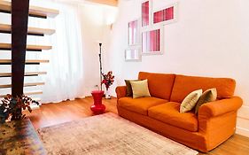 Riverside Loft Navigli - Spacious Two-Bedroom Apartment